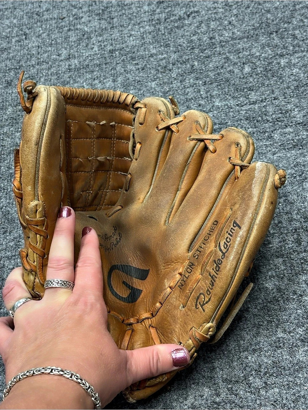 Vintage 1980s Rawlings RBG36 Baseball Glove Brown Athletic